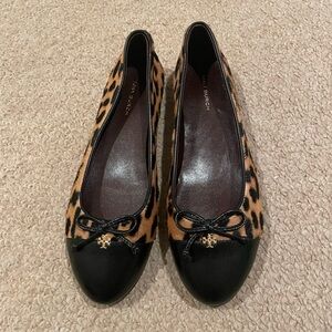 Tory Burch Leopard Print Cap Toe Ballet Flatsbrand new size 6